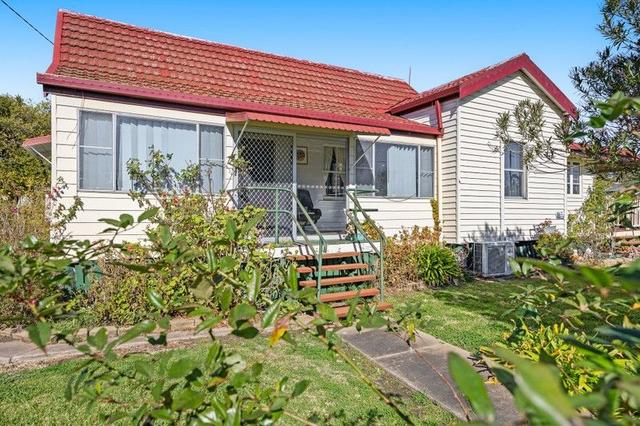6 Oak St, QLD 4373