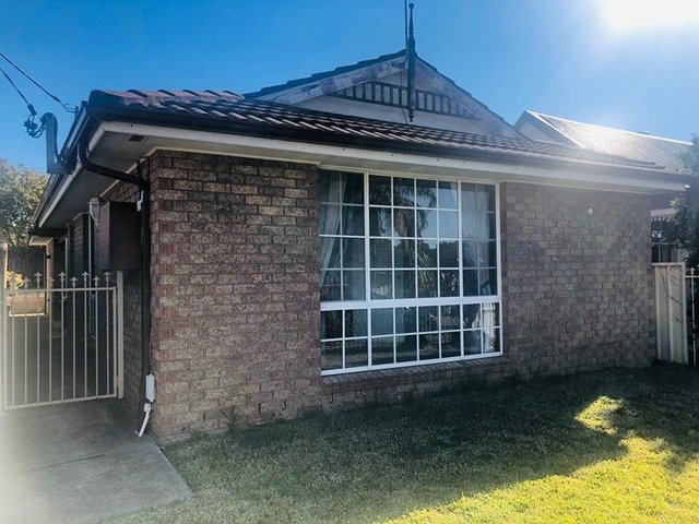 32 Abbott  Street, NSW 2160