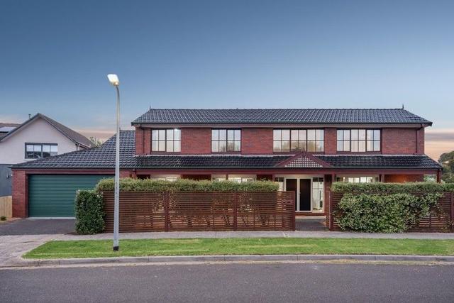 80 Nurten Parade, VIC 3195