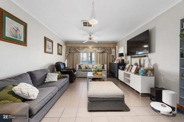 39 Crinigan Rd, VIC 3840