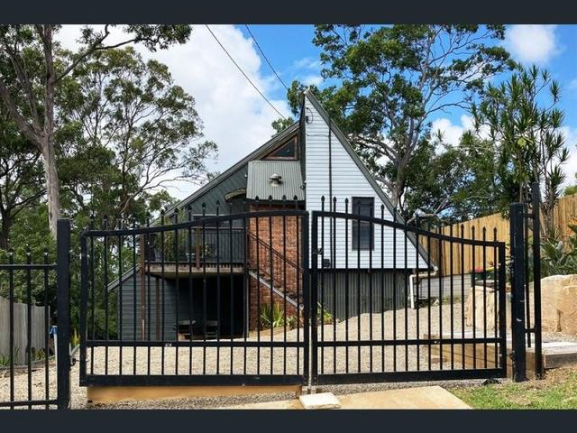 18B Henderson  Road, QLD 4053