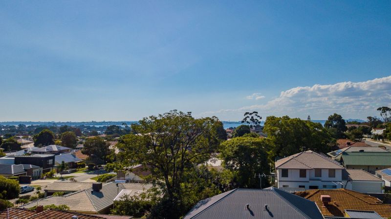 175a Kitchener Road Alfred Cove Wa 6154 Duplex For Sale Allhomes