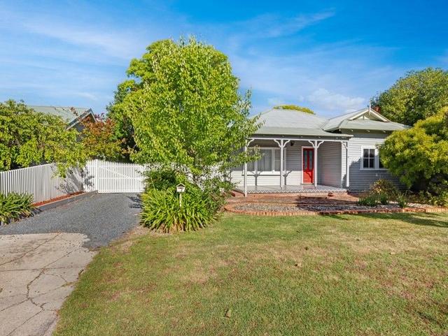 18 Burnley Street, VIC 3690