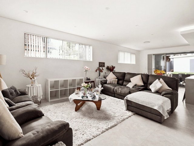 29 Sixth Avenue, NSW 2200