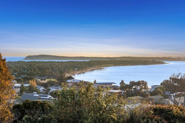 7 The Avenue, VIC 3226