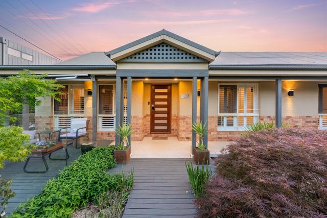 2 Bareena Street, ACT 2604