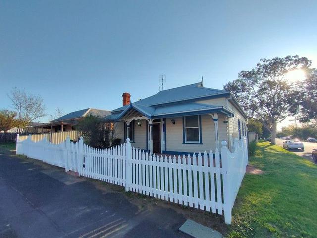 239 Fitzroy St, NSW 2830