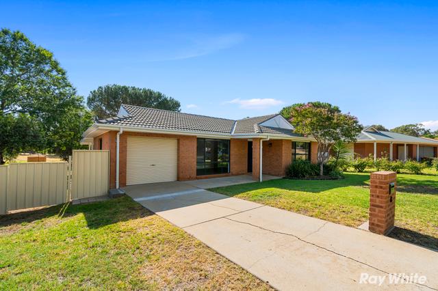 8 Juniper Place, NSW 2651