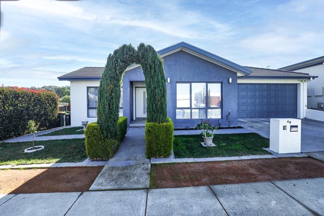 40 Essie Coffey Street, ACT 2914