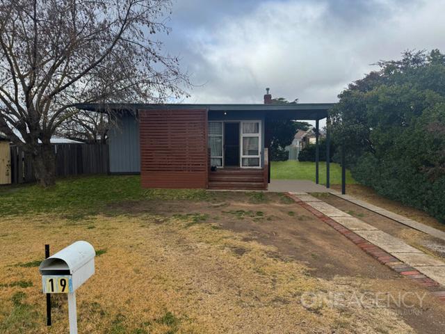 19 Gerathy Street, NSW 2580