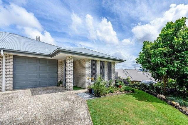 2/2 Steven Crescent, QLD 4209