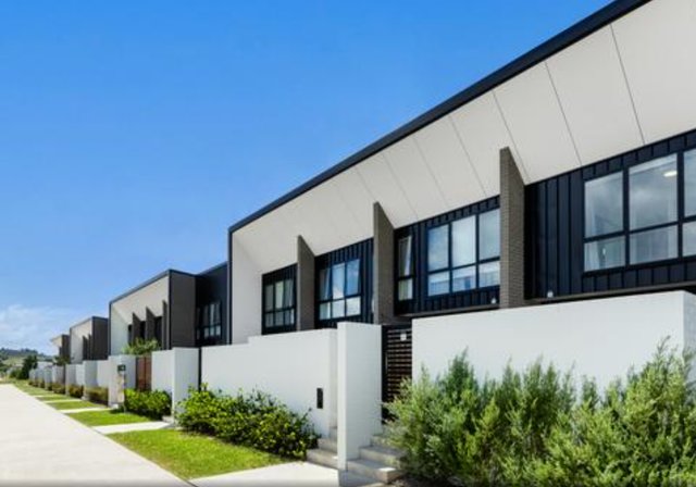 2a/15 Harold White Avenue, ACT 2611