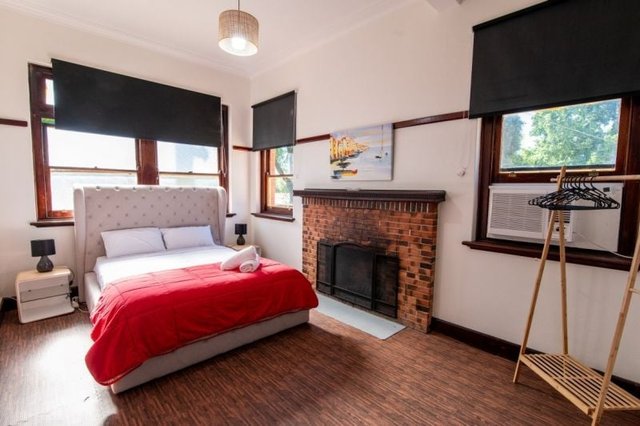 21 Devenish Road, VIC 3727