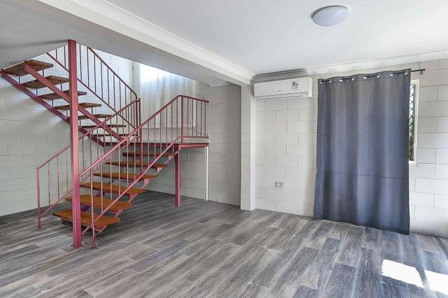 102 Eleventh Avenue, QLD 4810