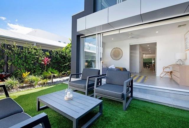 1/21 Arthur Street, QLD 4218