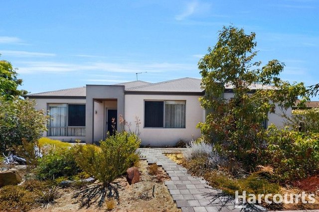 5 Otway Place, WA 6025