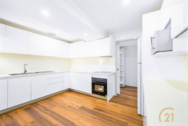 11 Glen Elgin Crescent, NSW 2176