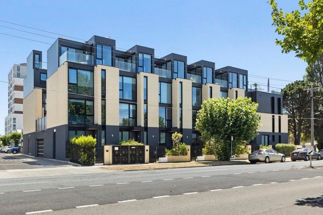 15/343 Williamstown Road, VIC 3207