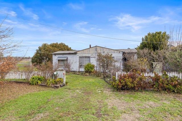 56 Leslie Street, VIC 3370