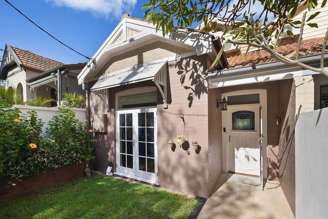 86 Addison Road, NSW 2095