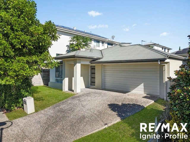 62 Canopus Street, QLD 4035