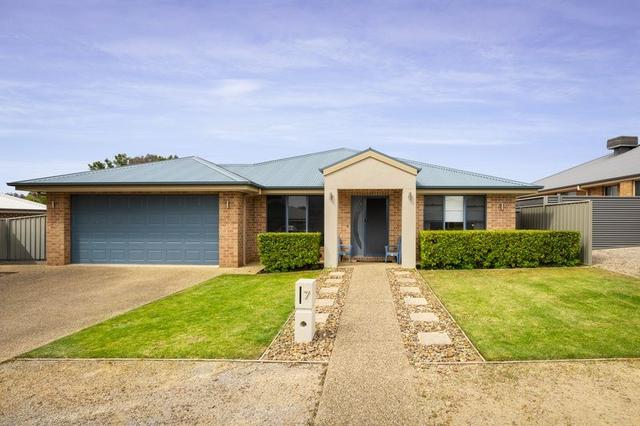 7 Treecreeper Street, NSW 2640