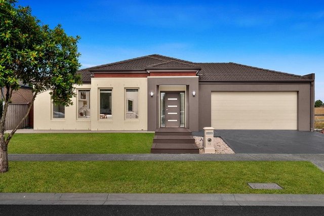 12 Patrick Close, VIC 3975