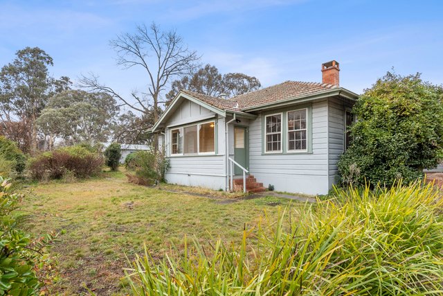18 Lister Crescent, ACT 2602