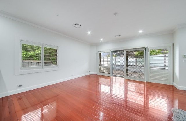 1/88 Menangle Road, NSW 2570