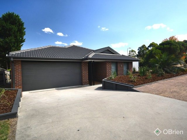 22 The  Grange, VIC 3875