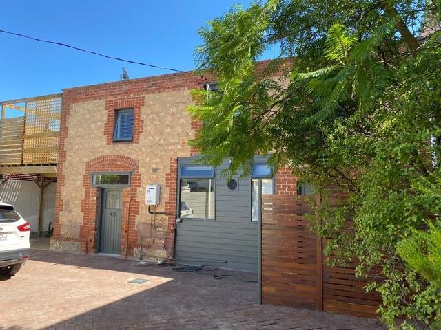 2/144 Gover Street, SA 5006