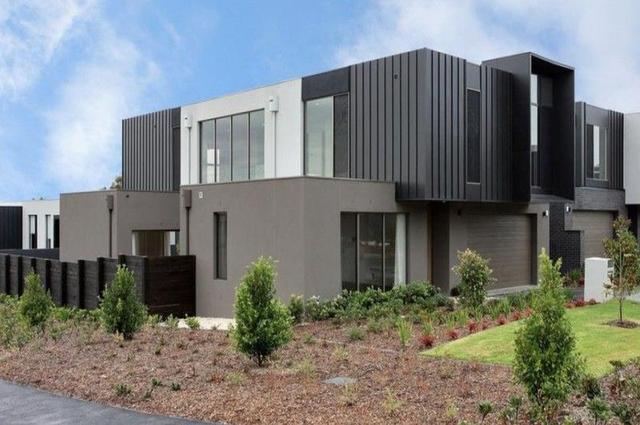 12 Moreton Close, VIC 3101