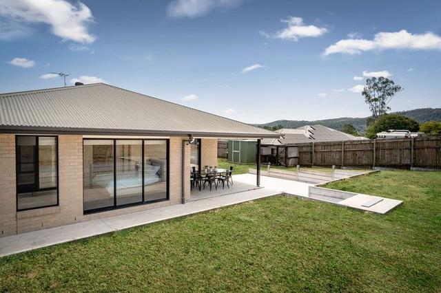 7 Arthur Court, QLD 4521