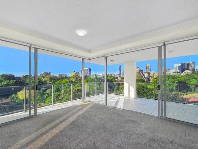 3113/3 Parkland Blvd, QLD 4000