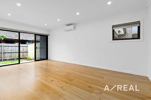 2/18 Josephine Grove, VIC 3072