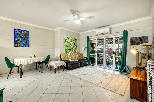 4/52 Pease Street, QLD 4870