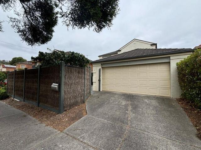 18 Edenhope St, VIC 3137