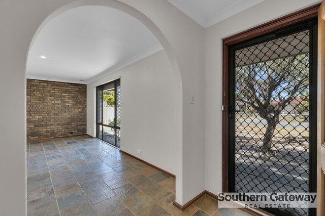 20 Astinal Drive, WA 6110