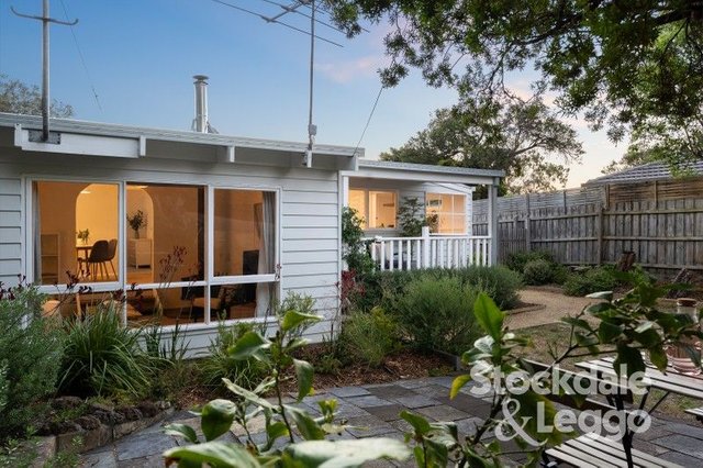 14 Leawarra Street, VIC 3941