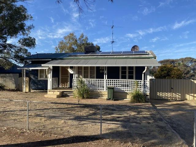 43 Johnston St, WA 6485