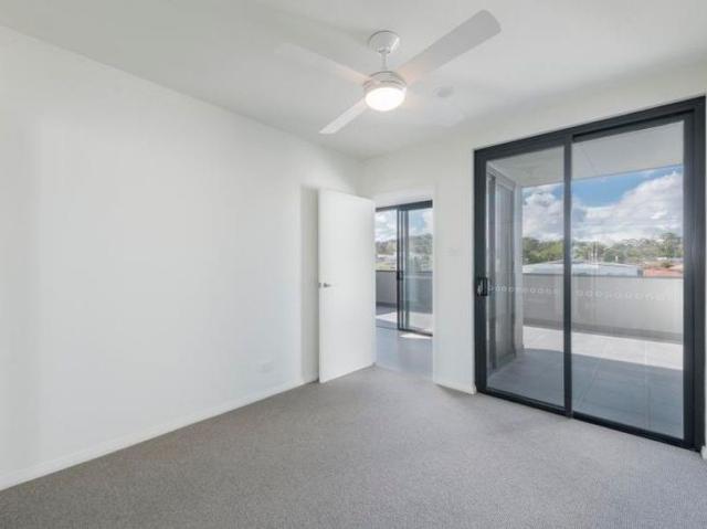 207/21-23 Lake Street, NSW 2282