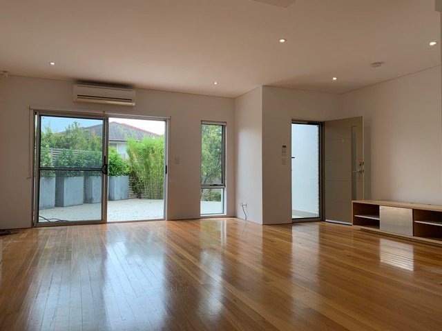 2/85 Yathong Road, NSW 2229