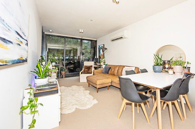 217/74 Queens Road, VIC 3000