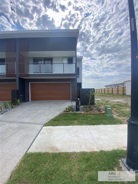 54 Cambridge Circuit, QLD 4501