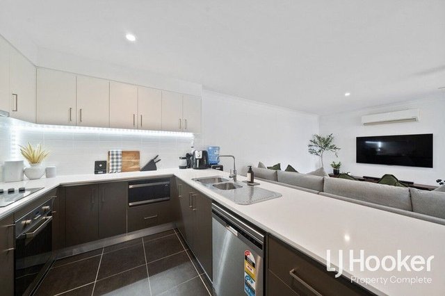 18 Schroeder Street, QLD 4207