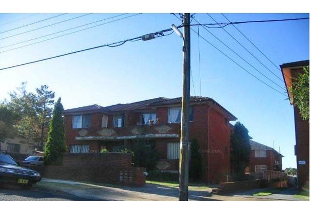 4/11 Phillip Street, NSW 2196