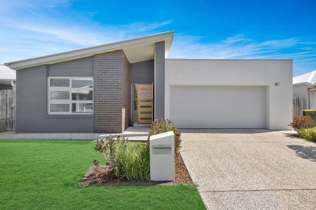 9 Bribie Place, QLD 4557