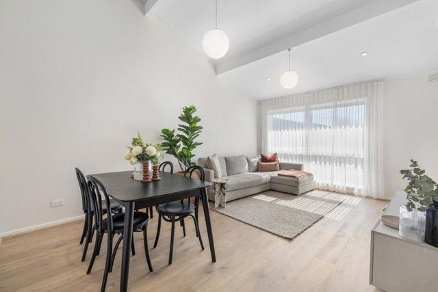 8/310 Warrigal Road, VIC 3192