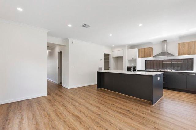 14 Cimbrone Place, VIC 3806