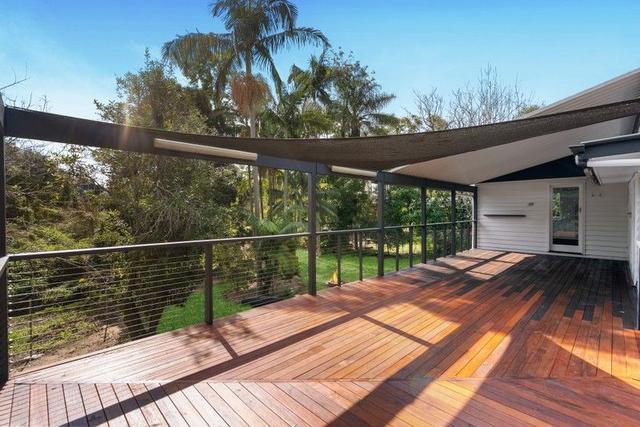 12 Winsome Road, QLD 4107